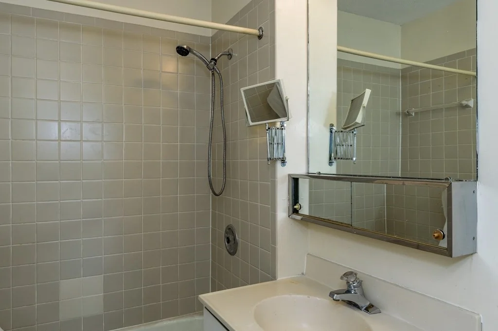 2 bed, 1 bath apartment for rent at 100 Riverway Unit 7, Fenway — photo 14 of 19