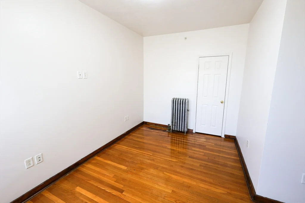 2 bed, 1 bath apartment for rent at 100 Seaver St Unit 12A, Roxbury — photo 9 of 17