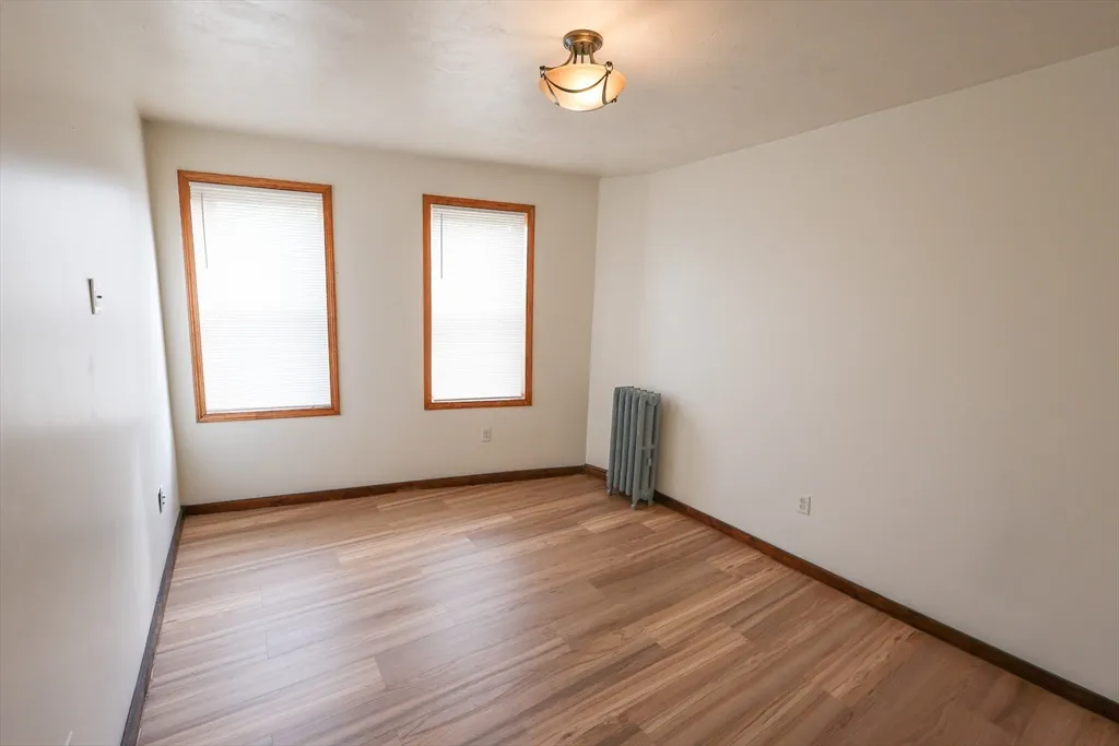 3 bed, 1 bath apartment for rent at 100 Seaver St Unit 12B, Roxbury — photo 8 of 20