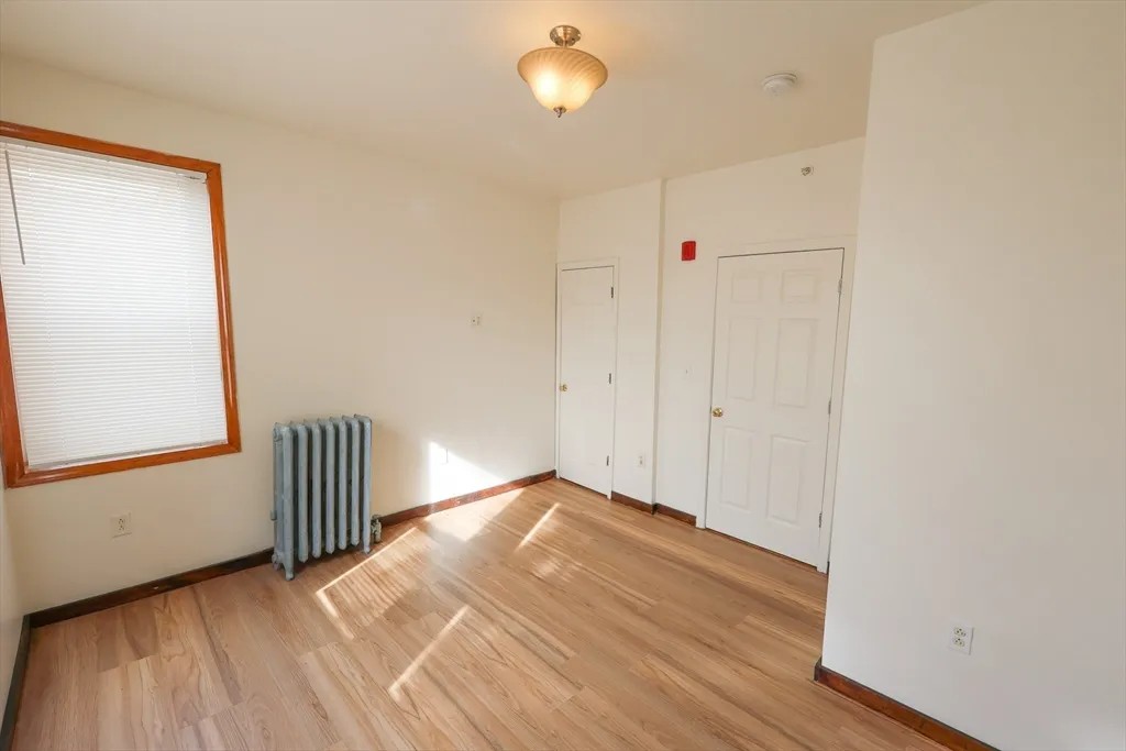 3 bed, 1 bath apartment for rent at 100 Seaver St Unit 12B, Roxbury — photo 13 of 20