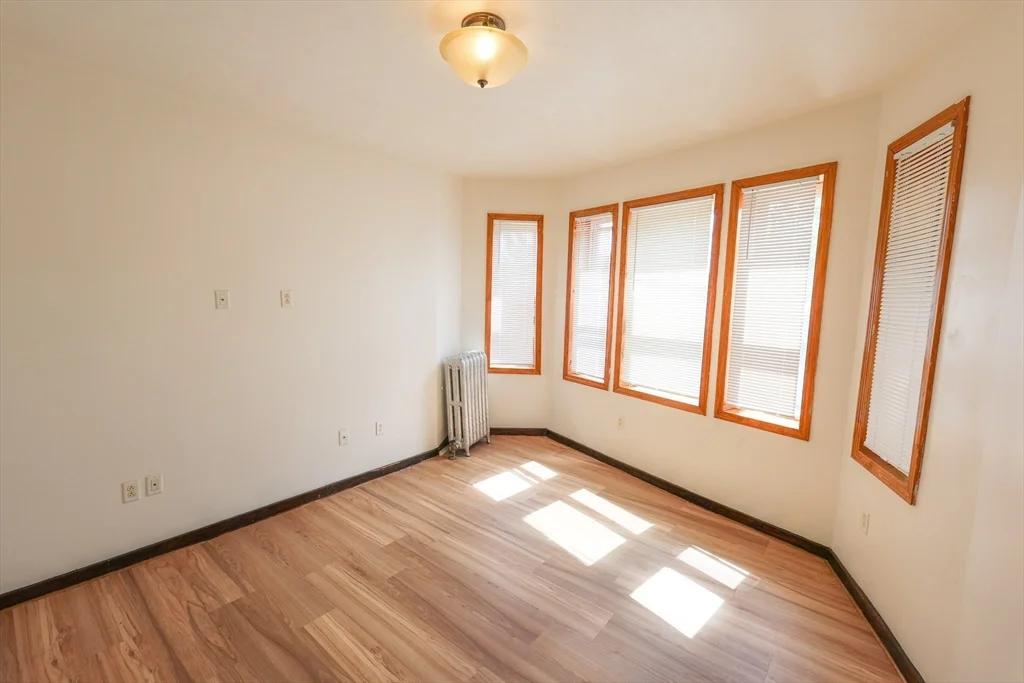 2 bed, 1 bath apartment for rent at 100 Seaver St Unit 8, Dorchester — photo 5 of 13