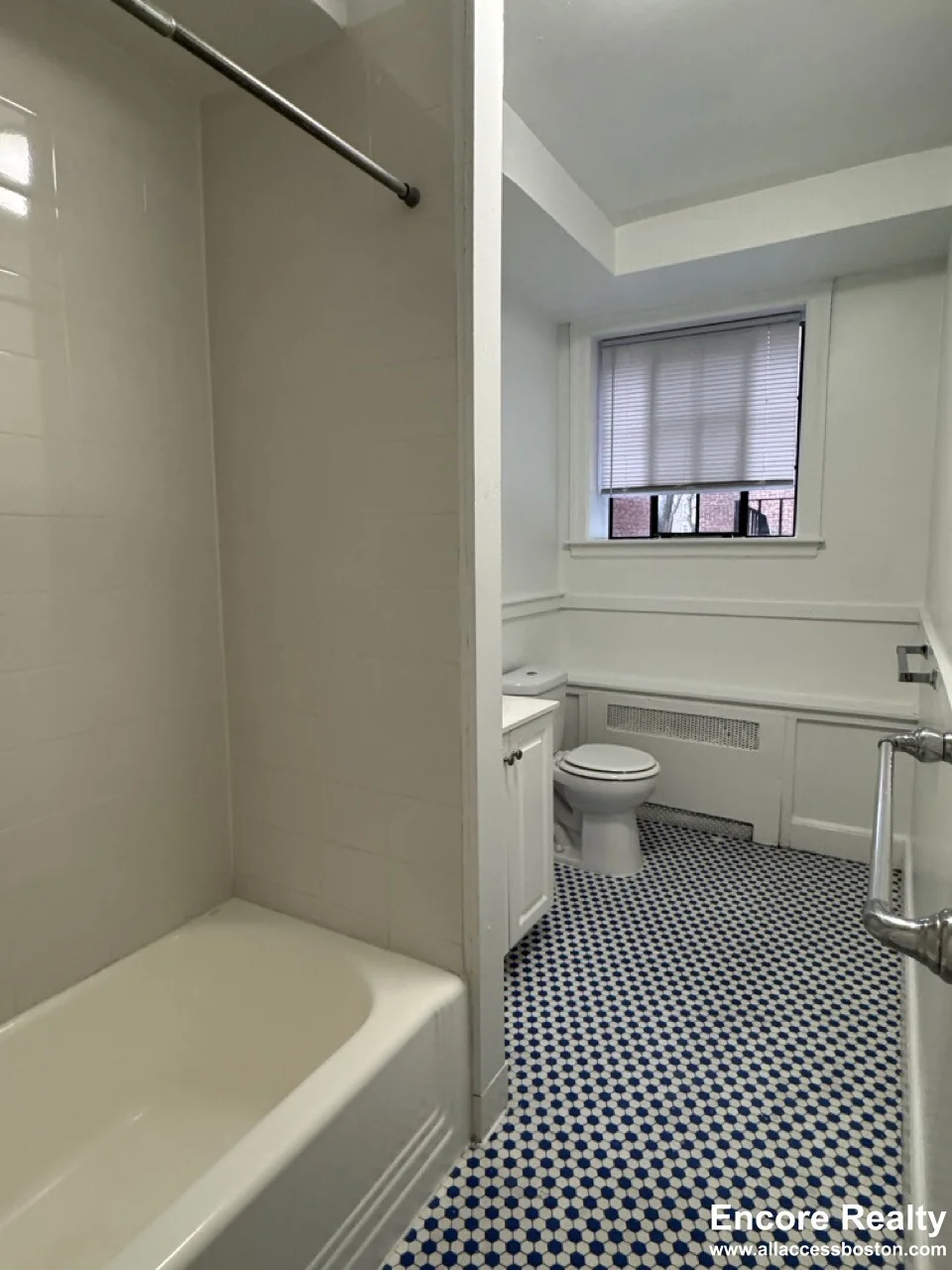 2 bed, 1 bath apartment for rent at 100 Sewall Ave Unit A, Brookline — photo 12 of 14