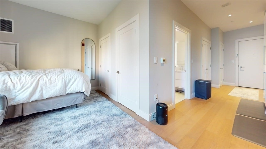 Studio bed, 1 bath apartment for rent at 100 Shawmut Unit 413, South End — photo 6 of 20