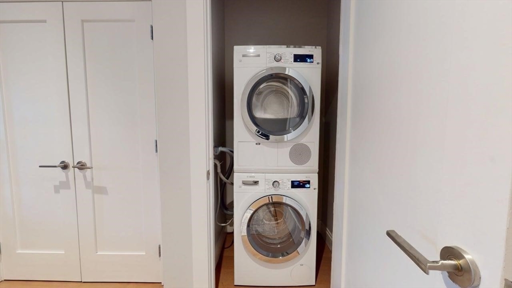 Studio bed, 1 bath apartment for rent at 100 Shawmut Unit 413, South End — photo 8 of 20
