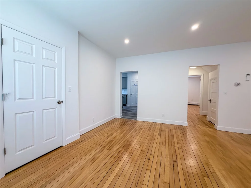 2 bed, 1 bath apartment for rent at 100 Sheridan Ave Unit 100, Glenwood — photo 19 of 32