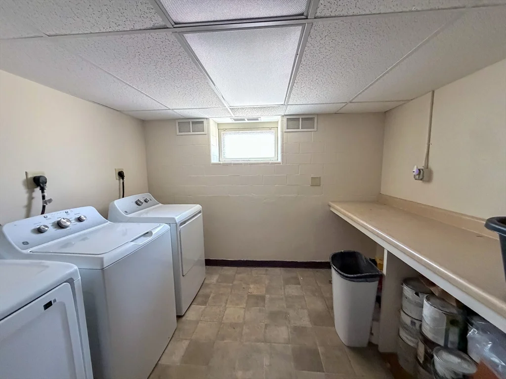 2 bed, 1 bath apartment for rent at 100 Sheridan Ave Unit 100, Glenwood — photo 27 of 32