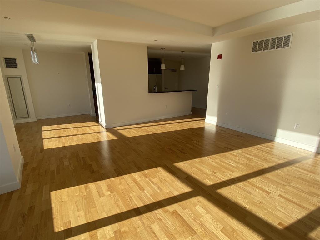 2 bed, 2 bath apartment for rent at 100 Station Landing Unit 1112, Medford — photo 8 of 19
