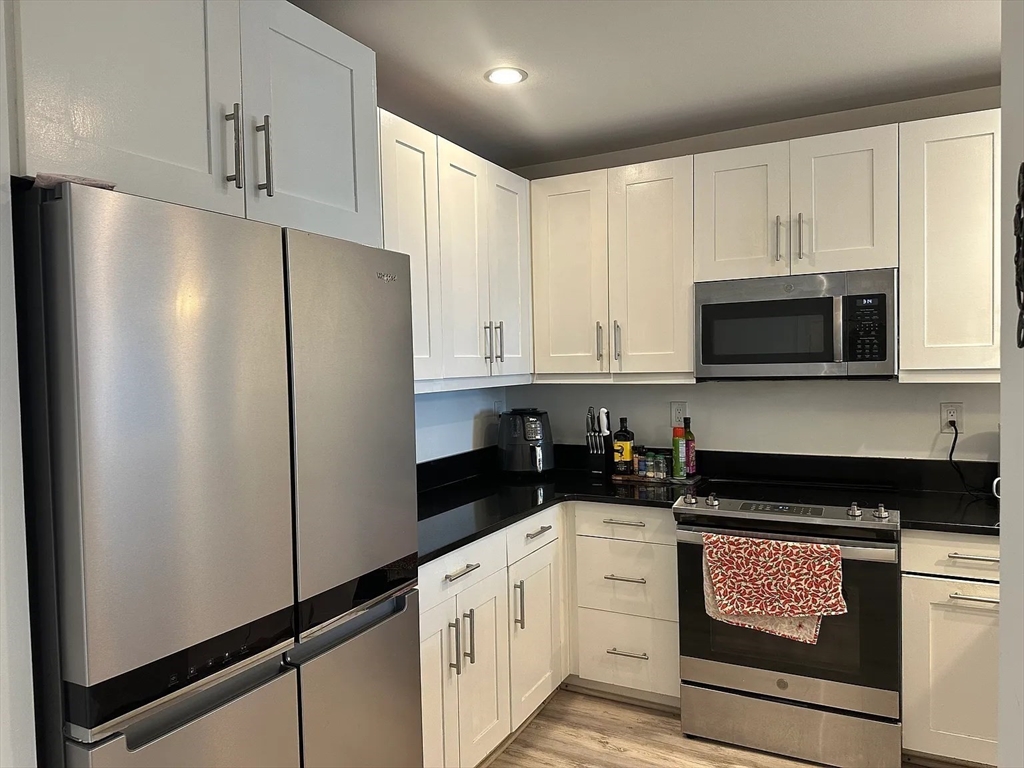 2 bed, 2 bath apartment for rent at 100 Station Landing Unit 402, Wellington