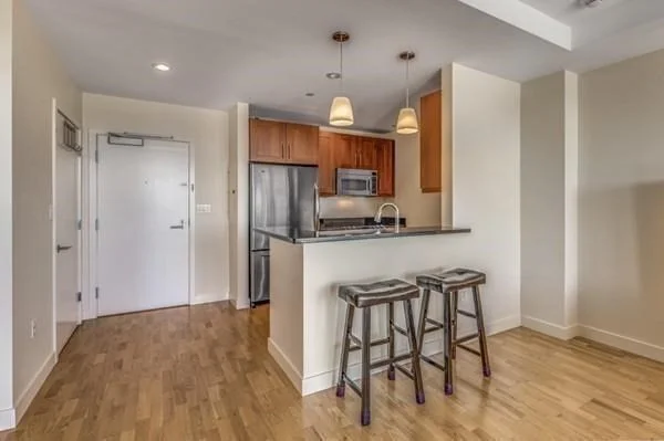 1 bed, 1 bath apartment for rent at 100 Station Landing Unit 604, Medford — photo 7 of 24