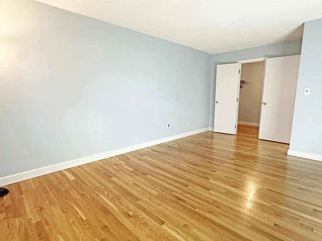 2 bed, 1 bath apartment for rent at 100 Summer St Unit 1-4, Watertown — photo 6 of 10