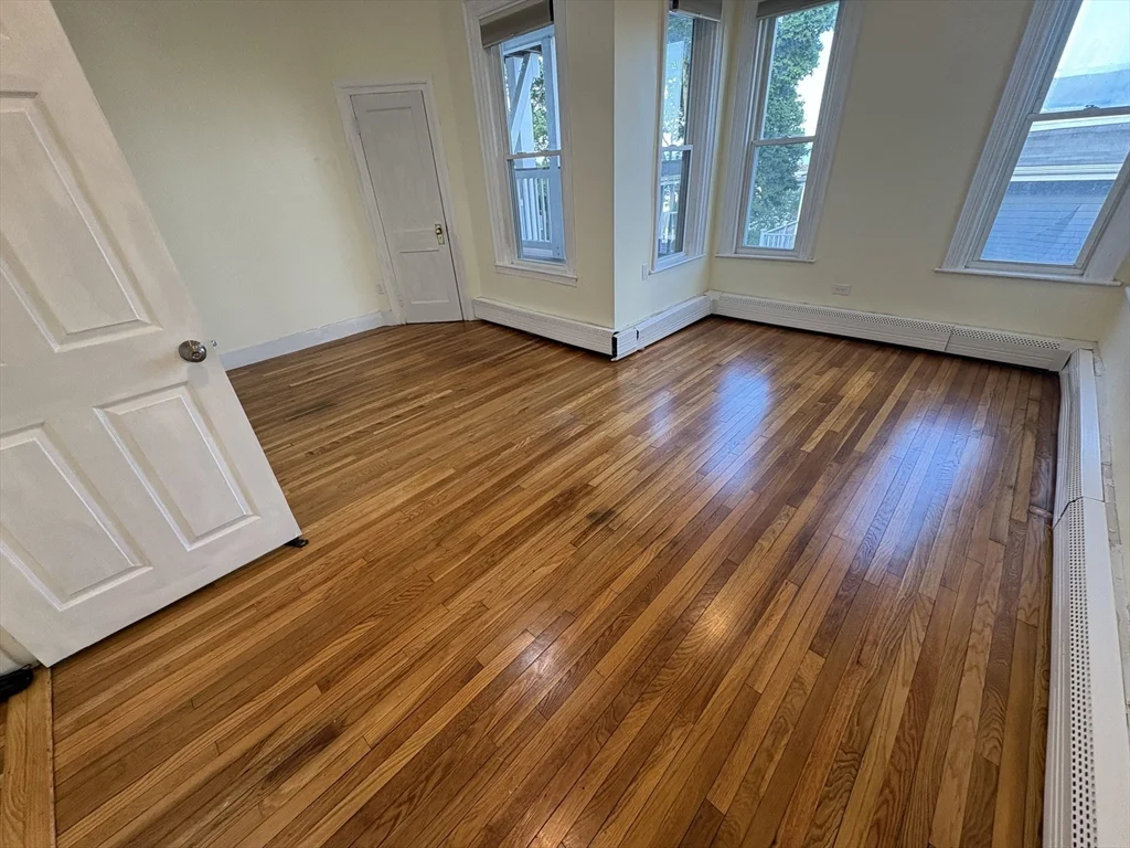 3 bed, 1 bath apartment for rent at 100 Summit Ave Unit 2, Winthrop — photo 17 of 23