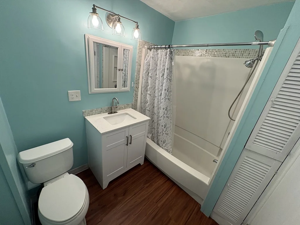 3 bed, 1 bath apartment for rent at 100 Summit Ave Unit 2, Winthrop — photo 19 of 23
