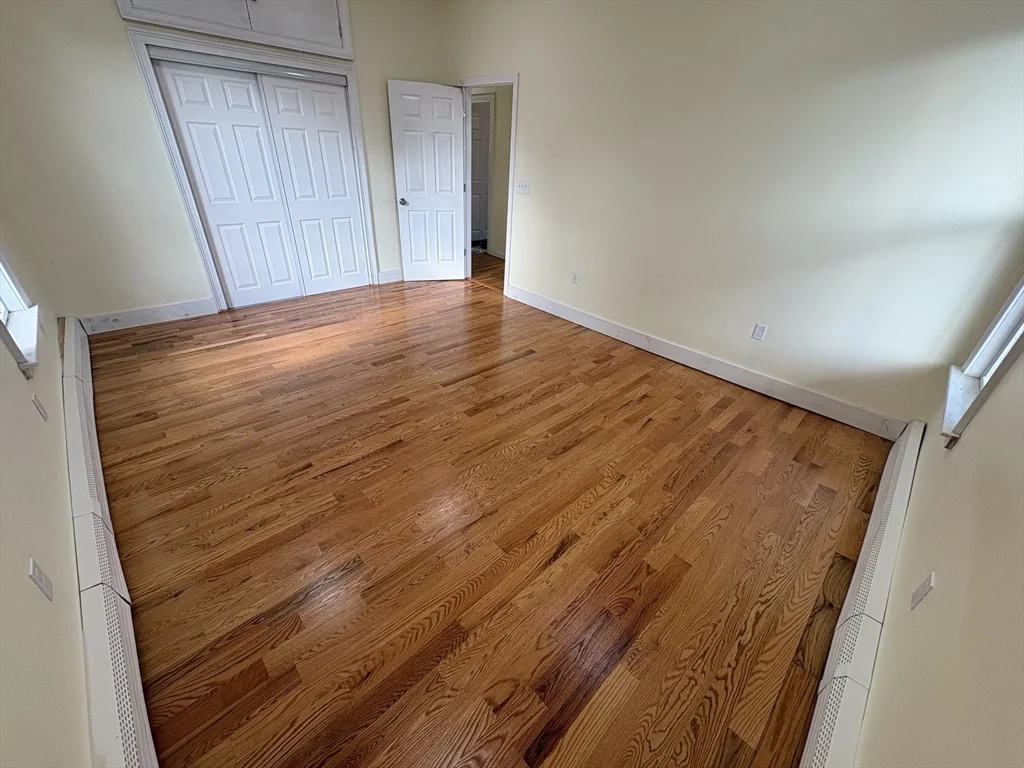 3 bed, 1 bath apartment for rent at 100 Summit Ave Unit 2, Winthrop — photo 12 of 23
