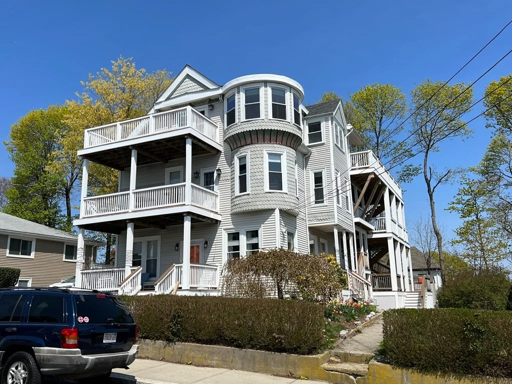 2 bed, 1 bath apartment for rent at 100 Summit Ave Unit 3, Winthrop — photo 4 of 19