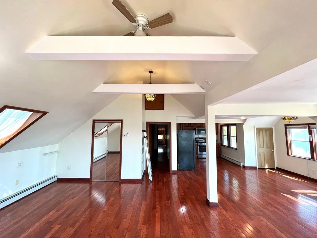 2 bed, 1 bath apartment for rent at 100 Summit Ave Unit 3, Winthrop — photo 18 of 19