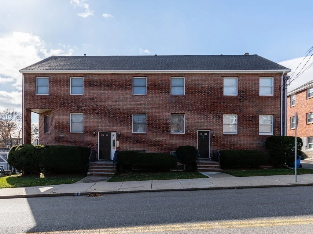 2 bed, 1 bath apartment for rent at 100 Trapelo Rd Unit 3, Waltham — photo 13 of 15