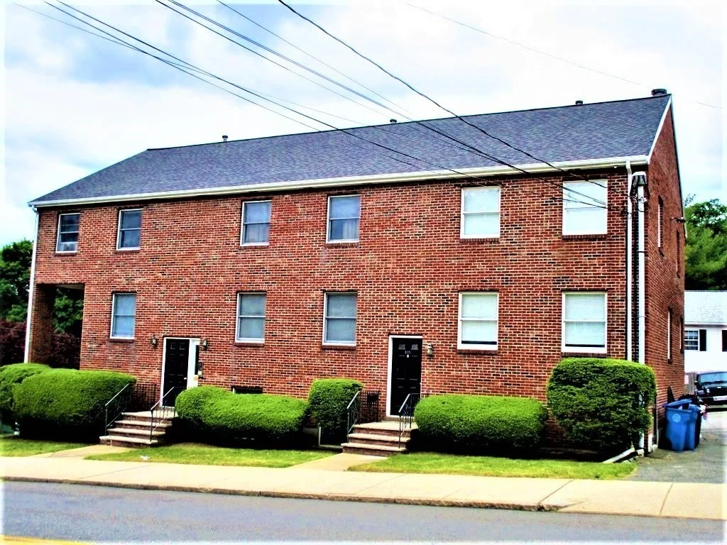 2 bed, 1 bath apartment for rent at 100 Trapelo Rd Unit 5, Waltham — photo 1 of 10