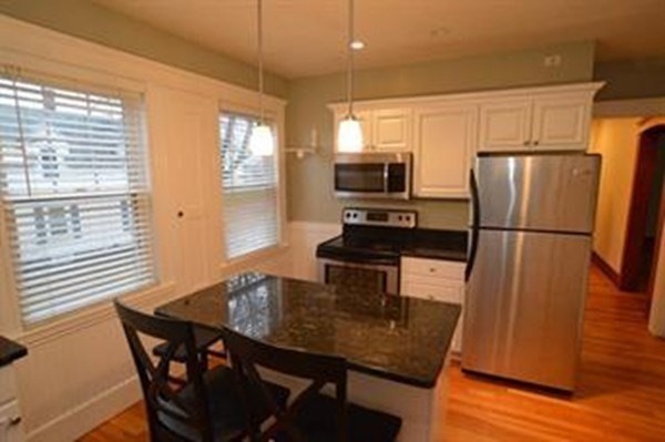 2 bed, 1 bath apartment for rent at 100 Tremont Unit 2, Salem — photo 2 of 13