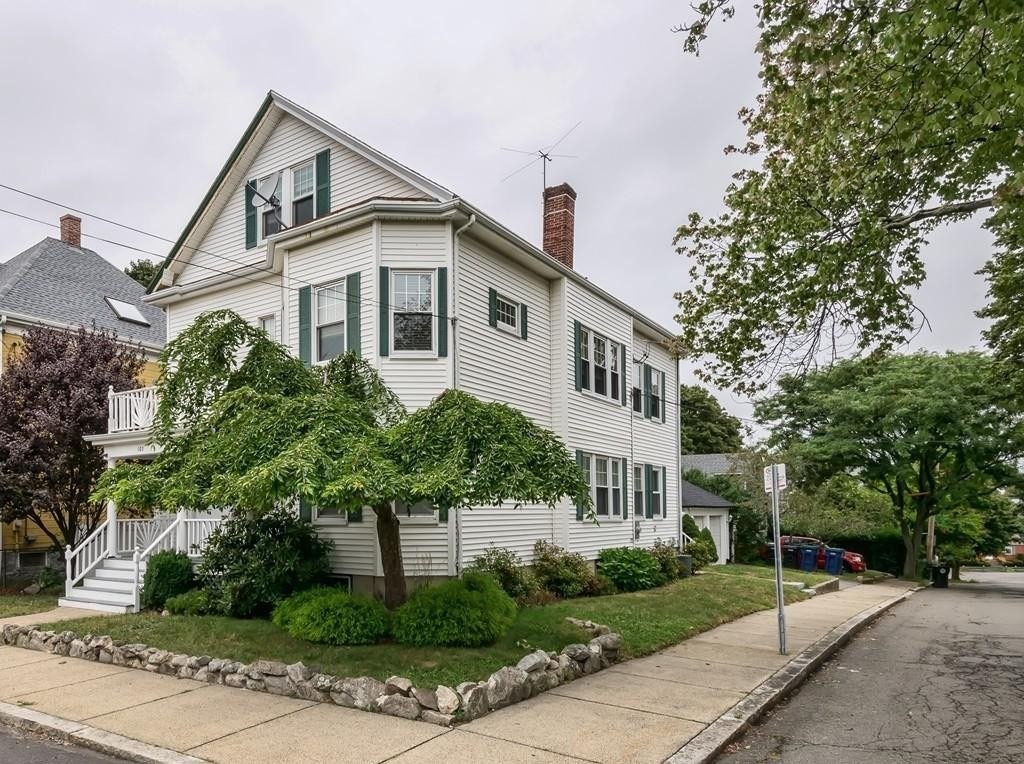 2 bed, 1 bath apartment for rent at 100 Tremont Unit 2, Salem — photo 1 of 13