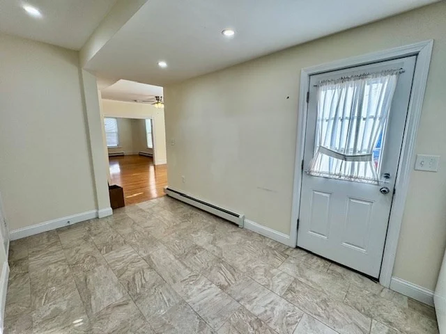 1 bed, 1 bath apartment for rent at 100 Vinton Unit 1, Melrose — photo 3 of 14