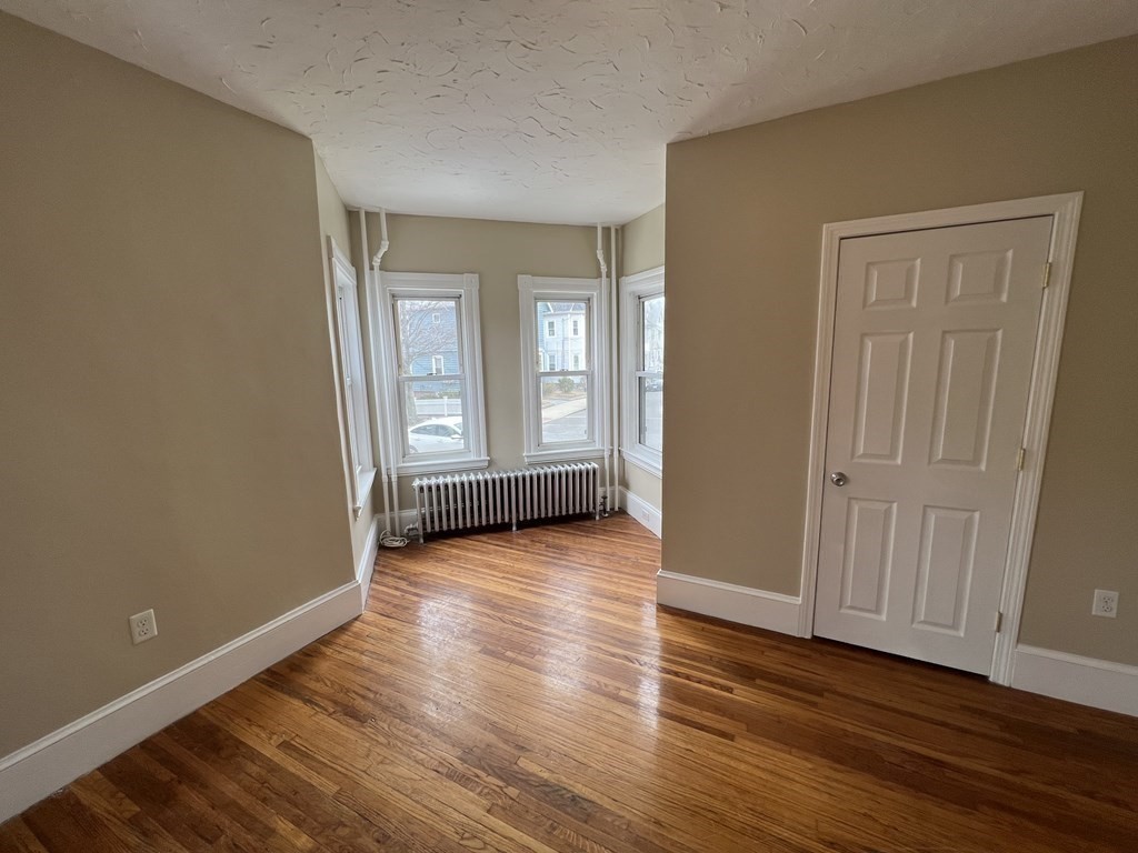 1 bed, 1 bath apartment for rent at 100 Walnut St Unit 1, Glendale — photo 9 of 16