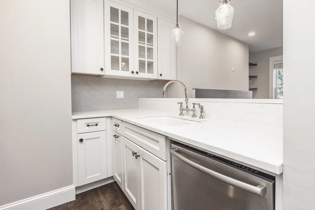 1 bed, 1 bath apartment for rent at 100 Waltham Unit 3, South End — photo 10 of 22