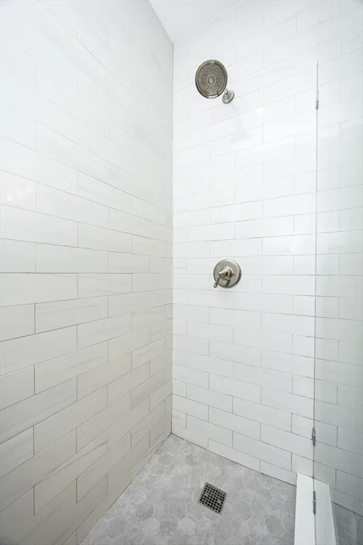 1 bed, 1 bath apartment for rent at 100 Waltham Unit 3, South End — photo 20 of 22