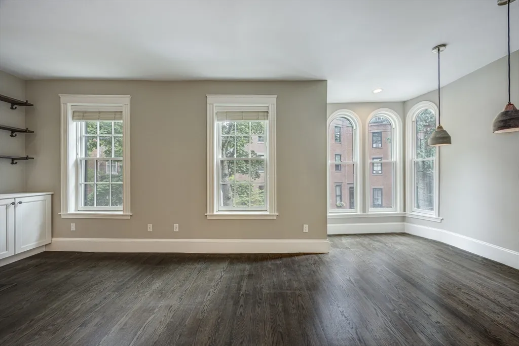1 bed, 1 bath apartment for rent at 100 Waltham Unit 3, South End — photo 8 of 22