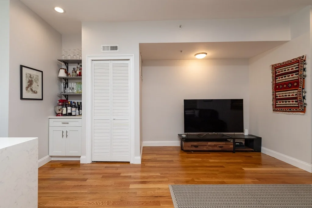 2 bed, 2 bath apartment for rent at 100 Webster St Unit 1, East Boston — photo 5 of 13