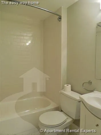 2 bed, 1 bath apartment for rent at 100 Willow St Unit 1, Inman Square — photo 6 of 7