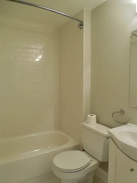 2 bed, 1 bath apartment for rent at 100 Willow St Unit 1, Wellington-Harrington — photo 8 of 11