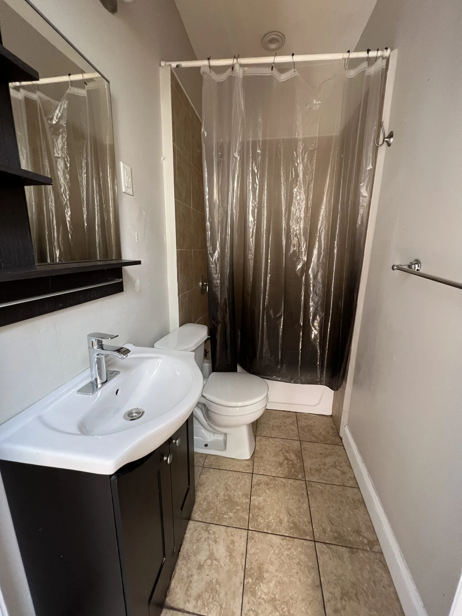 8+ bed, 3.5 bath apartment for rent at 1000 Memorial Dr Unit 1, West Cambridge — photo 4 of 13