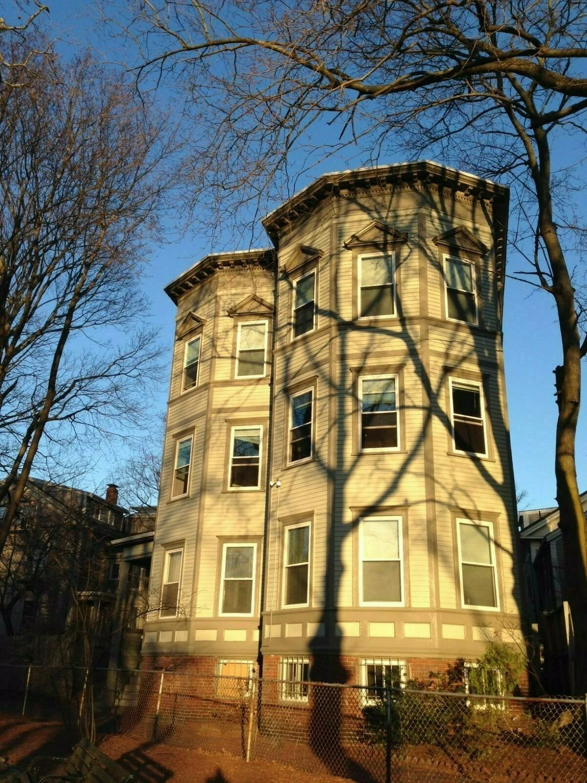 8+ bed, 3.5 bath apartment for rent at 1000 Memorial Dr Unit 2f, West Cambridge — photo 14 of 14