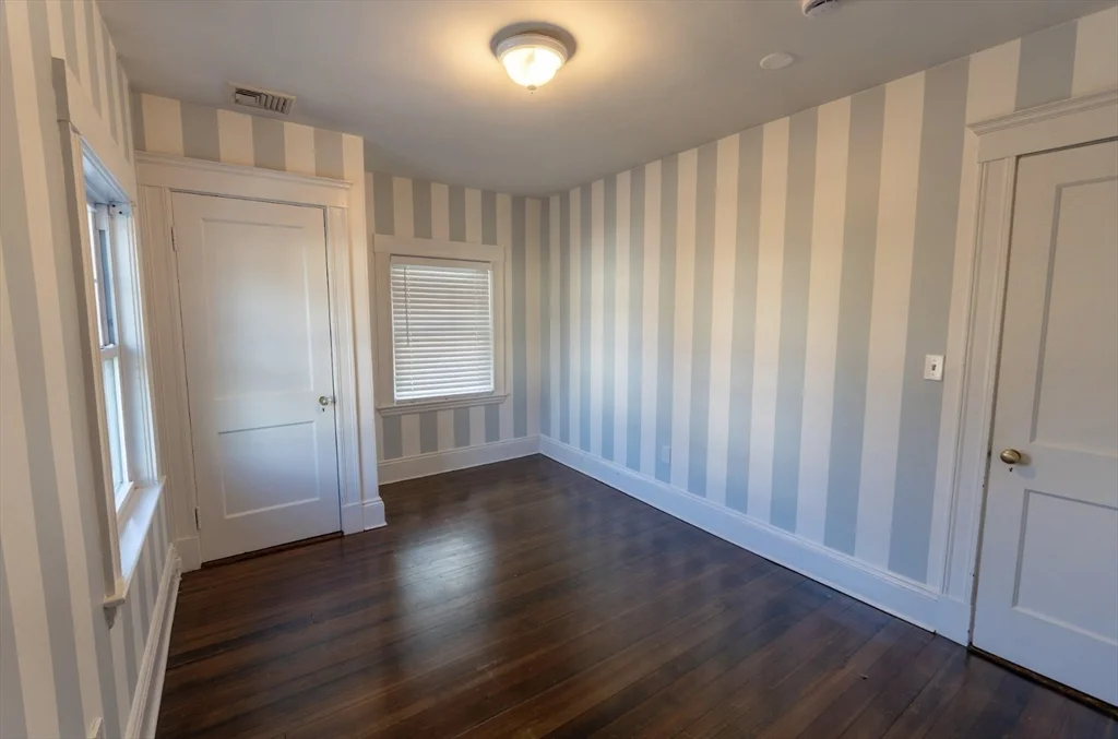 4 bed, 2 bath apartment for rent at 1000 South St, Roslindale — photo 15 of 22
