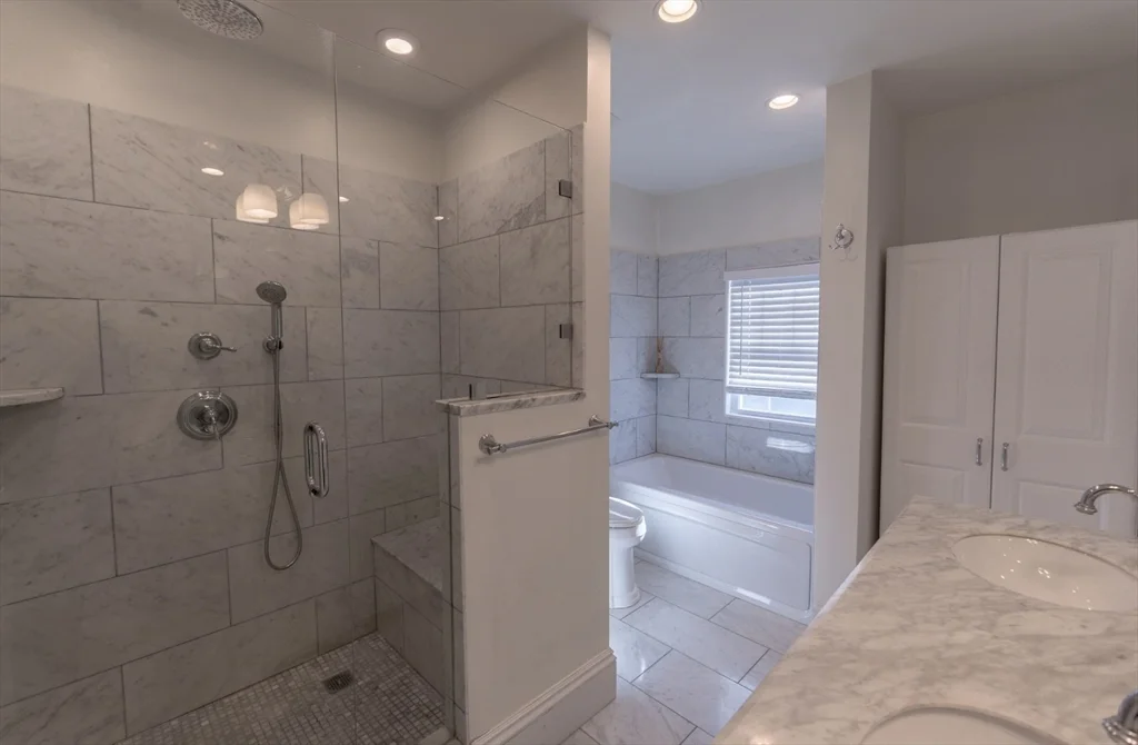 4 bed, 2 bath apartment for rent at 1000 South St, Roslindale — photo 20 of 22