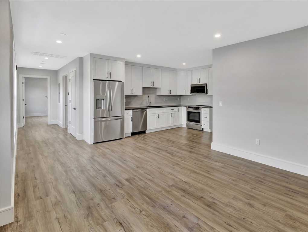 1 bed, 1 bath apartment for rent at 1000 Washington St Unit 217, Dedham — photo 6 of 26
