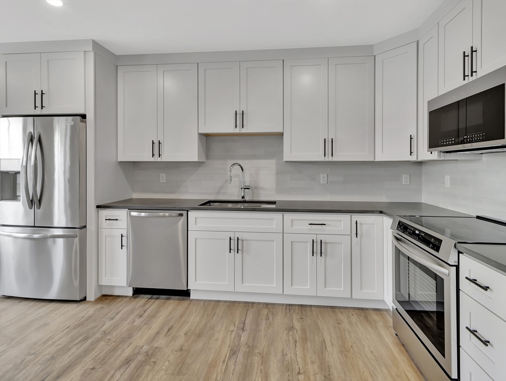 1 bed, 1 bath apartment for rent at 1000 Washington St Unit 217, Dedham — photo 7 of 26