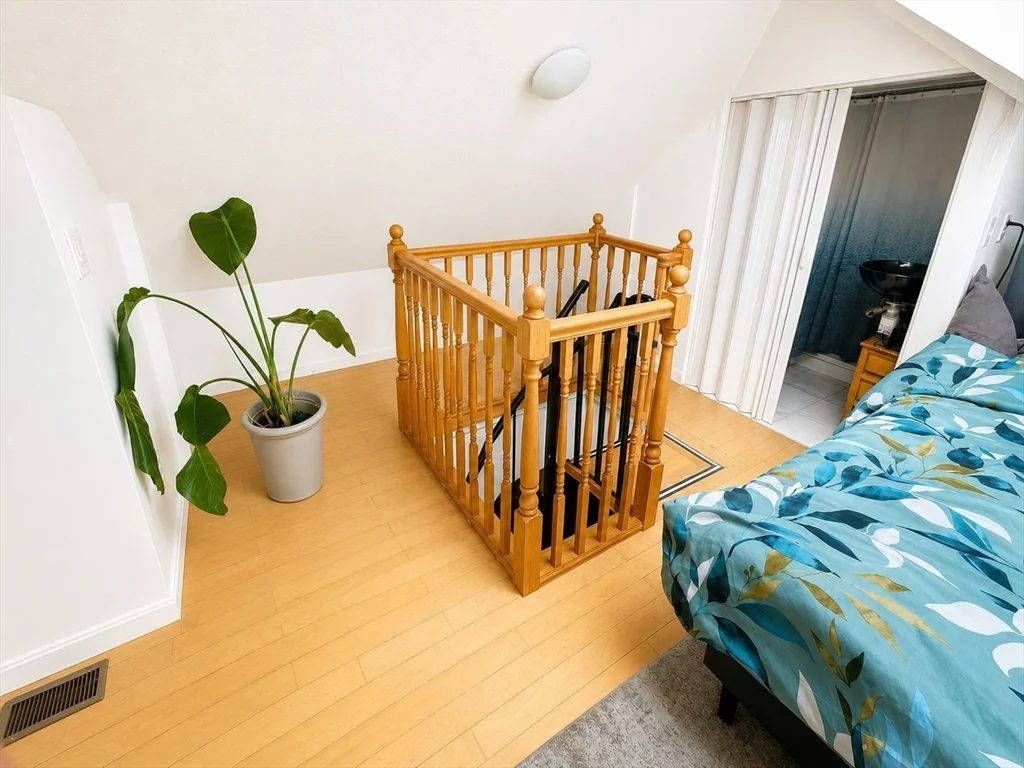 3 bed, 2 bath apartment for rent at 1000 Winthrop Ave Unit 3, Revere — photo 10 of 13