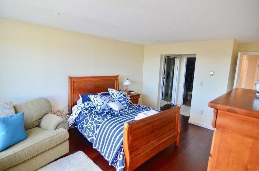 2 bed, 1 bath apartment for rent at 1001 Marina Dr Unit 311, Marina Bay — photo 21 of 42