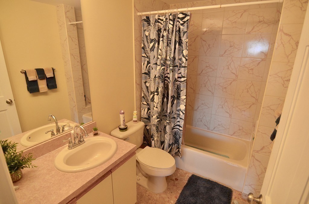 2 bed, 1 bath apartment for rent at 1001 Marina Dr Unit 311, Marina Bay — photo 18 of 42