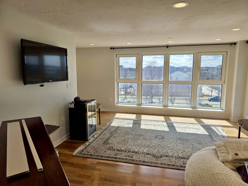 2 bed, 2 bath apartment for rent at 1001 Marina Unit 301, Marina Bay — photo 31 of 42