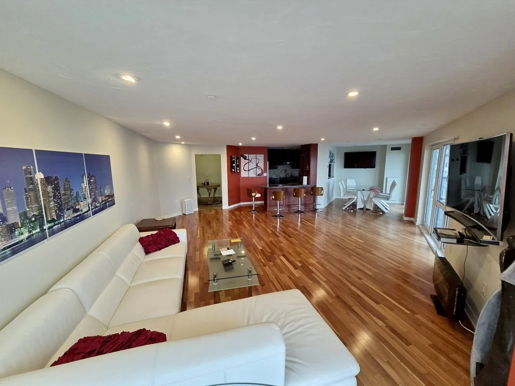 2 bed, 2 bath apartment for rent at 1001 Marina Unit 301, Marina Bay — photo 15 of 42
