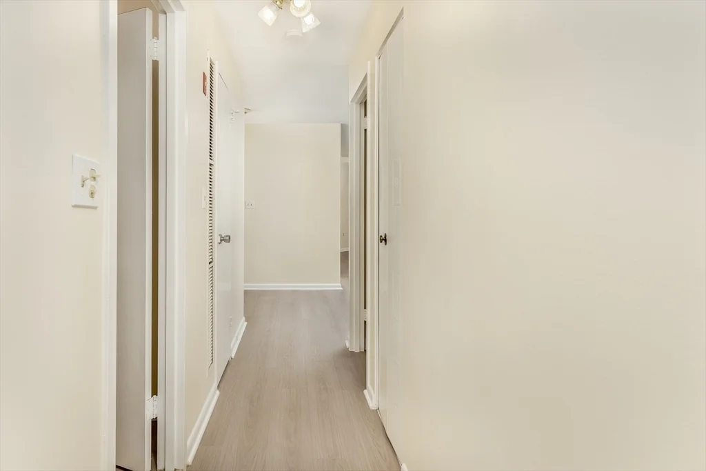 2 bed, 2 bath apartment for rent at 1002 Paradise Rd Unit 1M, Swampscott — photo 26 of 29