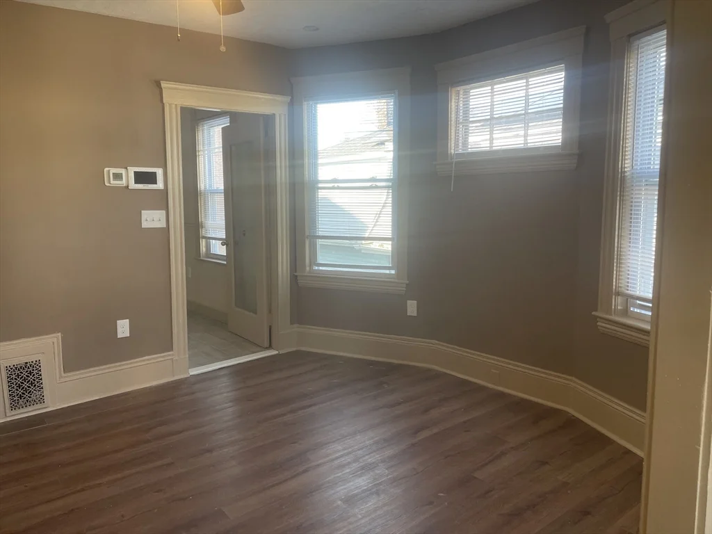 3 bed, 2 bath apartment for rent at 1002 River St Unit 2, Hyde Park — photo 8 of 12