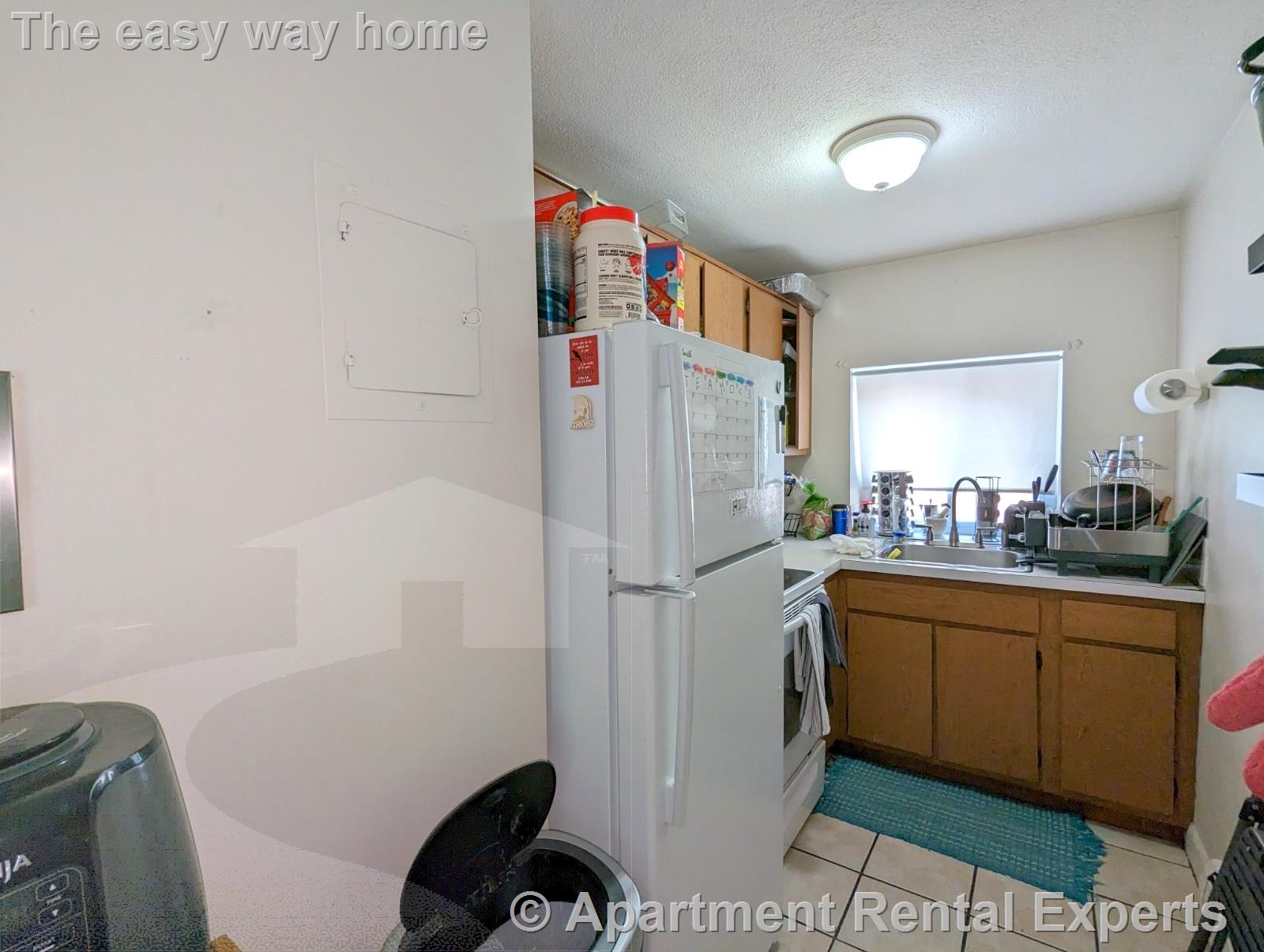 1 bed, 1 bath apartment for rent at 1003 Massachusetts Ave Unit 2, Arlington Center — photo 3 of 9