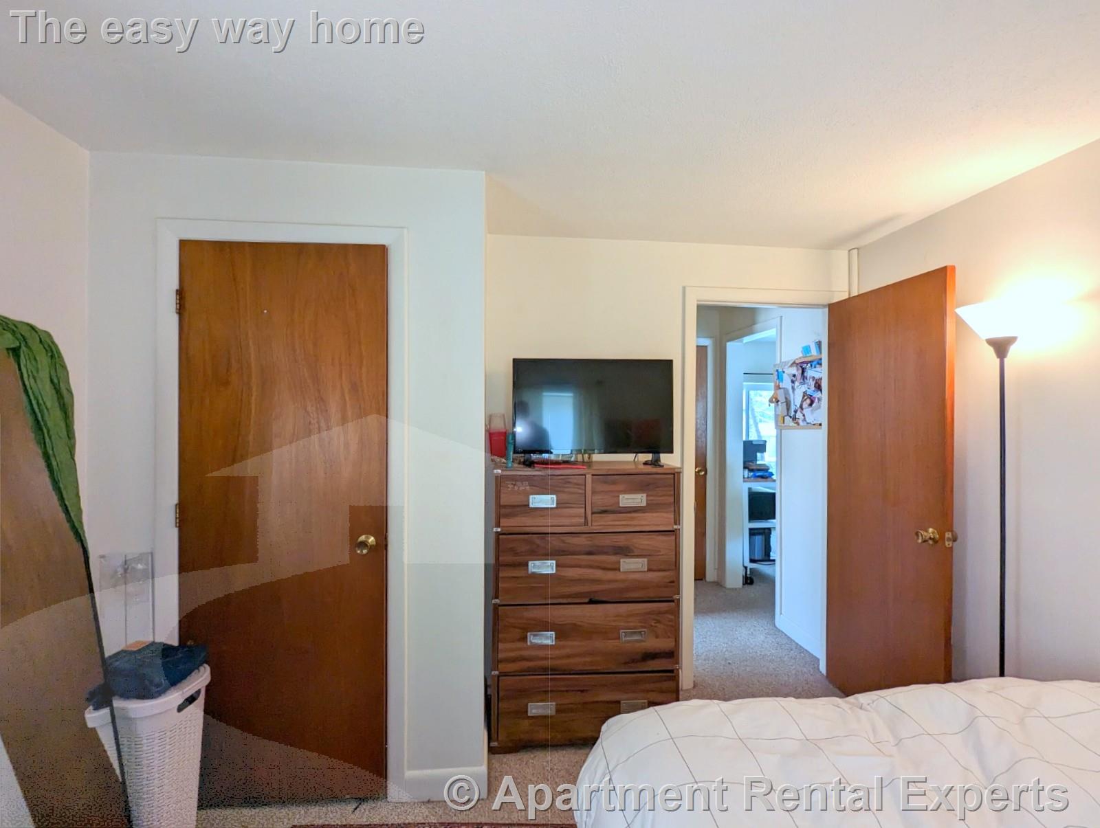 1 bed, 1 bath apartment for rent at 1003 Massachusetts Ave Unit 2, Arlington Center — photo 8 of 9