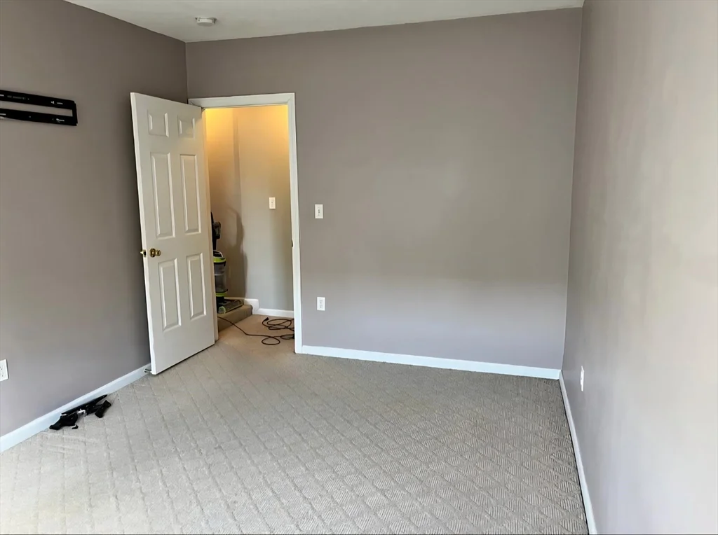 2 bed, 2 bath apartment for rent at 1004 North Unit 5, Brockton — photo 9 of 13
