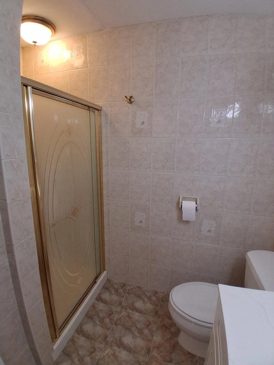 2 bed, 2 bath apartment for rent at 1004 Paradise Rd Unit 2M, Swampscott — photo 14 of 23