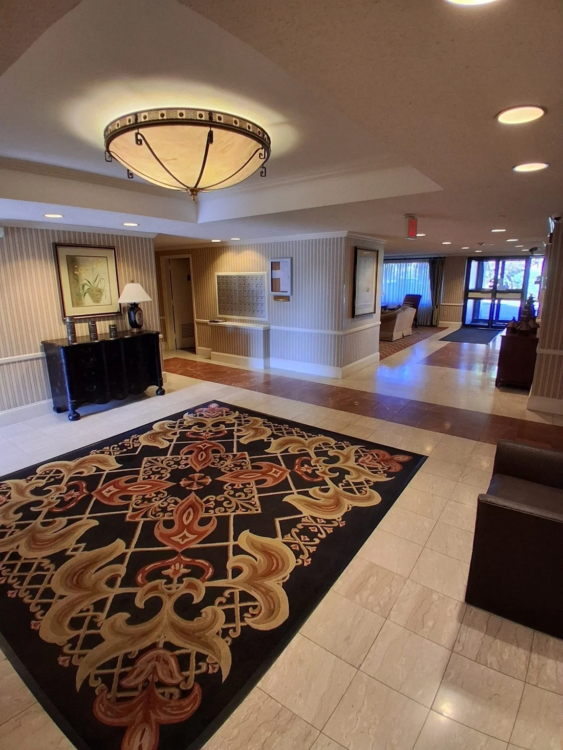 2 bed, 2 bath apartment for rent at 1004 Paradise Rd Unit 2M, Swampscott — photo 3 of 23