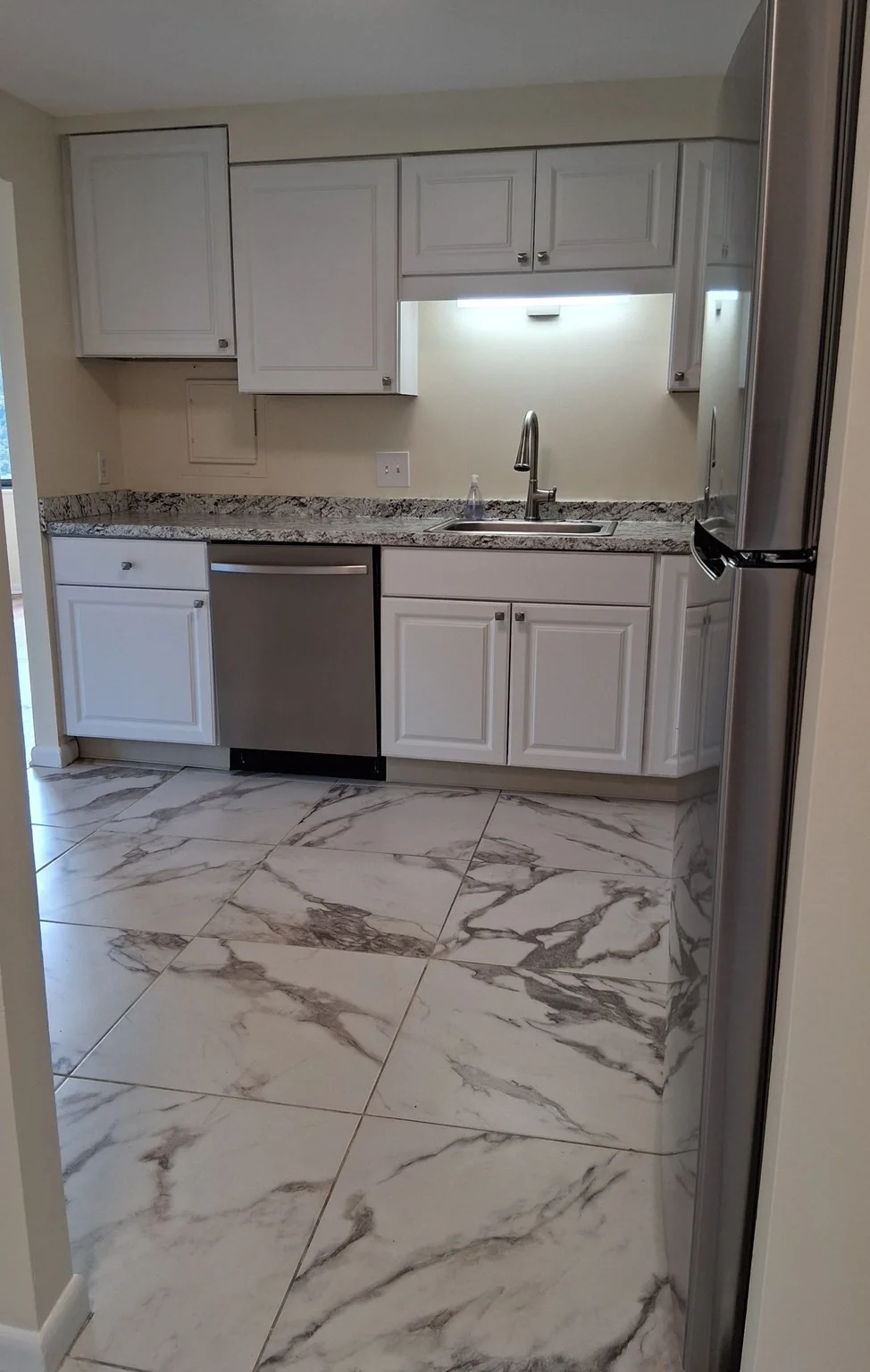 2 bed, 2 bath apartment for rent at 1004 Paradise Rd Unit 2M, Swampscott — photo 6 of 23